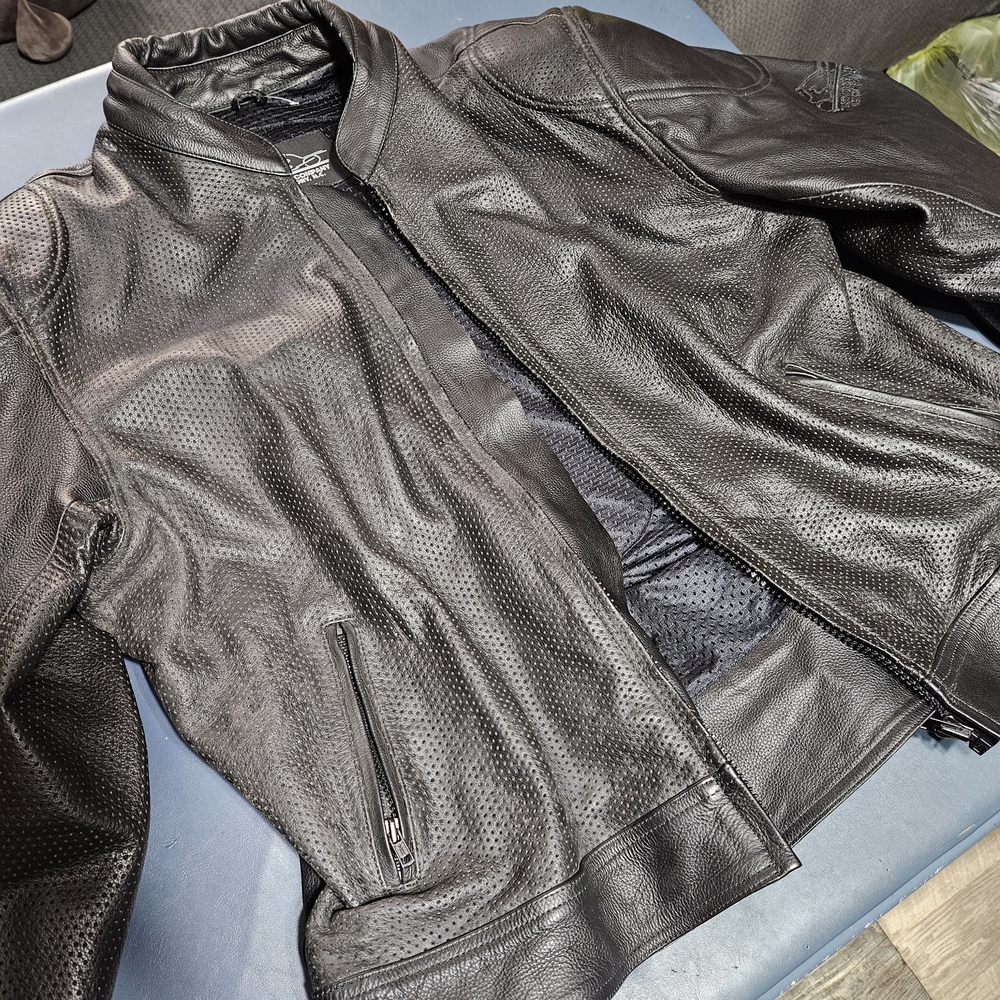 Men's Black Leather Bomber Jacket